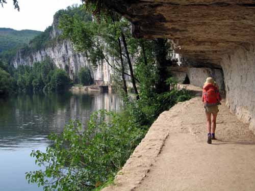 Hand hewn towpath on the Lot Hand hewn towpath on the Lot