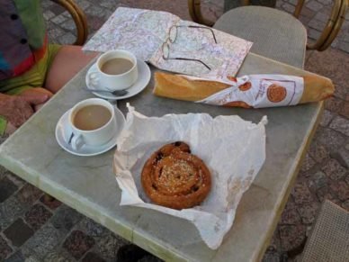 Second breakfast at Le Drop Walking in France Day 1: Terrasson Lavilledieu to Saint Pantaléon de Larche