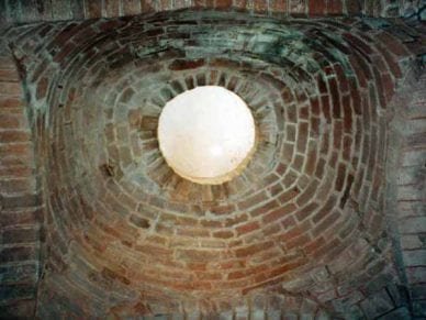 Walking in France: The dome of the Penitent's Chapel