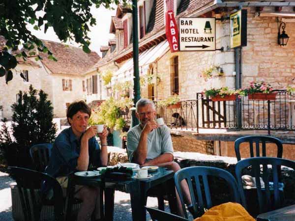 Walking in France: Coffee in Loubressac