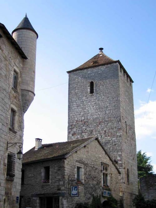 Walking in France: One of the seven towers of Martel