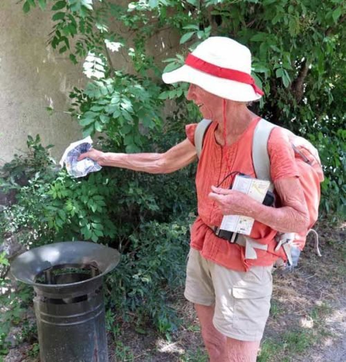 Walking in France: Throwing away the last map at the end