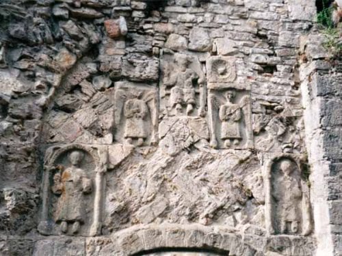 Walking in France: Carvings on the ruined abbey