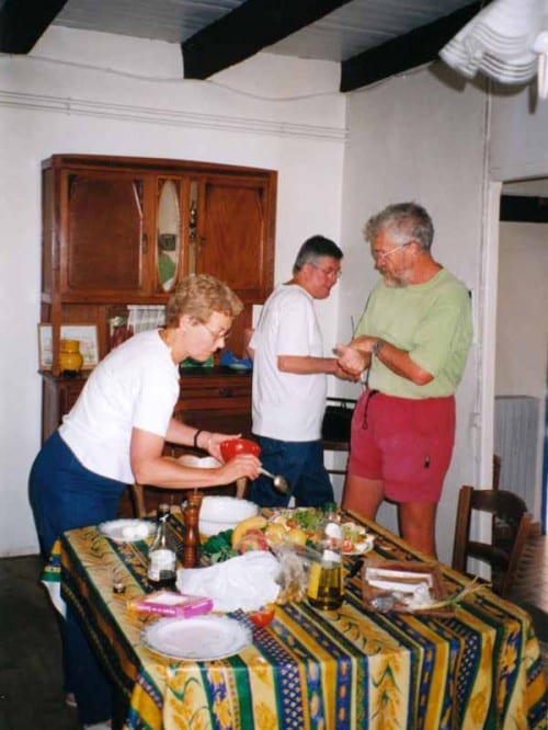 Walking in France: Preparing dinner with our friends