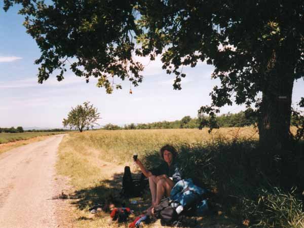 Walking in France: A very hot lunch