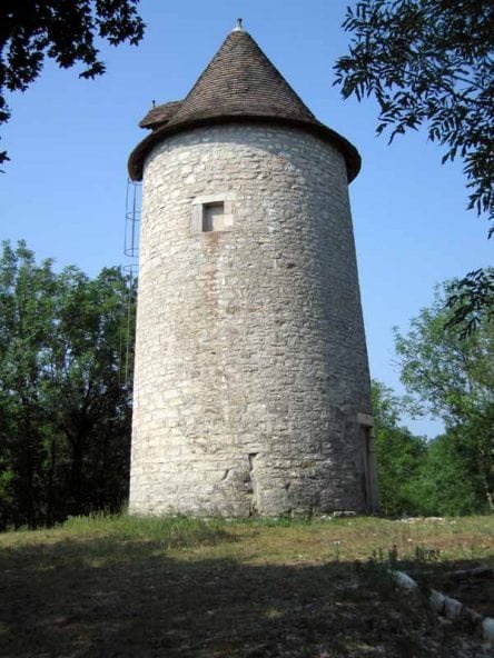 Walking in France: Old mill beside the road near Limogne-en-Quercy