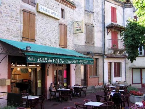Walking in France: Coffee and pastries before leaving Laguépie