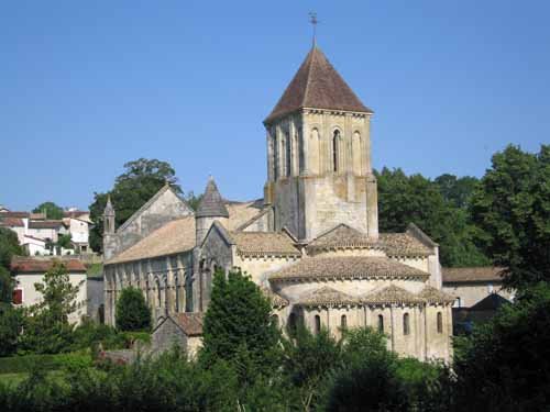 Walking in France: Saint-Hilaire, Melle