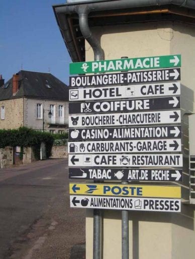 Walking in France: A perfect sign for walkers - Anost has all the necessaries