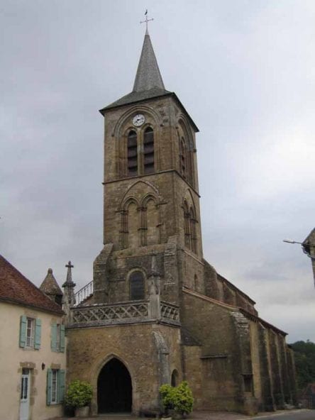 Walking in France: Church at Pontaubert