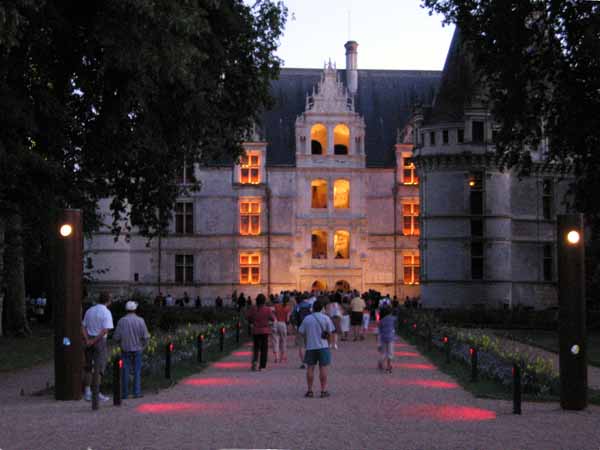 Walking in France: The château at night