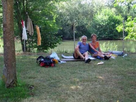 Walking in France: Relaxing beside the Yonne at the camping ground, Châtel-Censoir