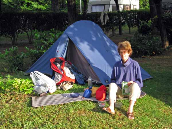 Walking in France: Preparing breakfast for one, Manosque camping ground