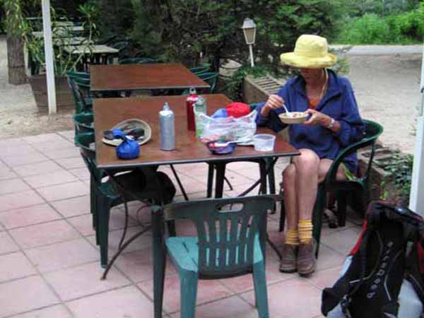 Walking in France: Breakfast in the Rustrel camping ground