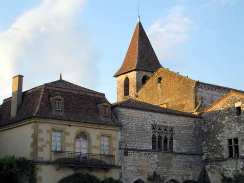 Walking in France: Buildings in the main square, Montpazier