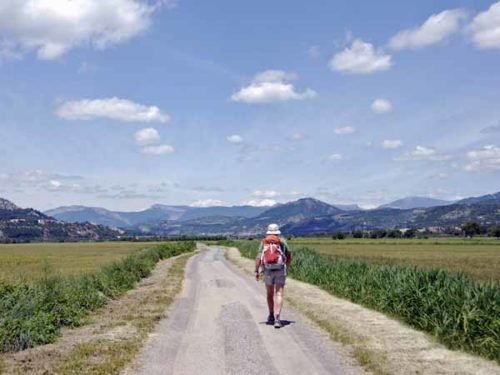 Walking in France: Striding towards Château-Arnoux