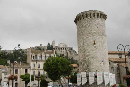 Walking in France: One of Sisteron's three remaining towers