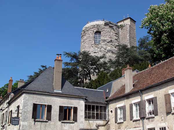 Walking in France: Sole survivor of the six towers of the now-destroyed château