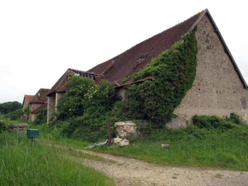 Walking in France: Passing a neglected farmhouse