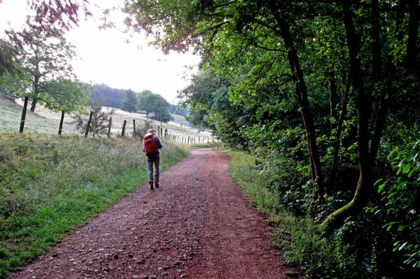 Walking in France: Still beside the Lac des Sapins
