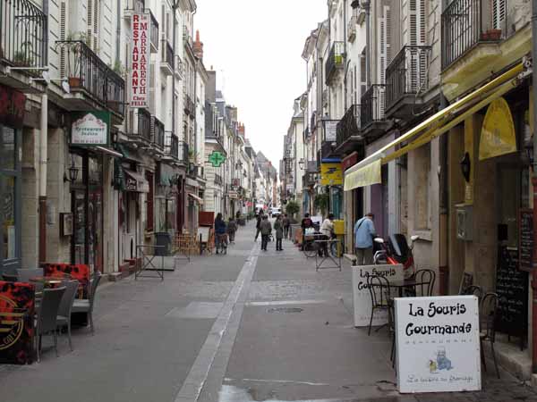 Walking in France: Rue Colbert, the main street of Tours in the Middle Ages