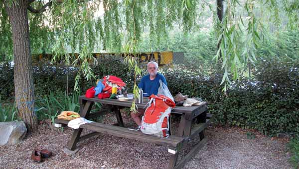 Walking in France: A cold breakfast in the Rémuzat camping ground