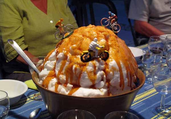 Walking in France: And to finish, one of the amazing "Mont Ventoux in a strong wind" desserts