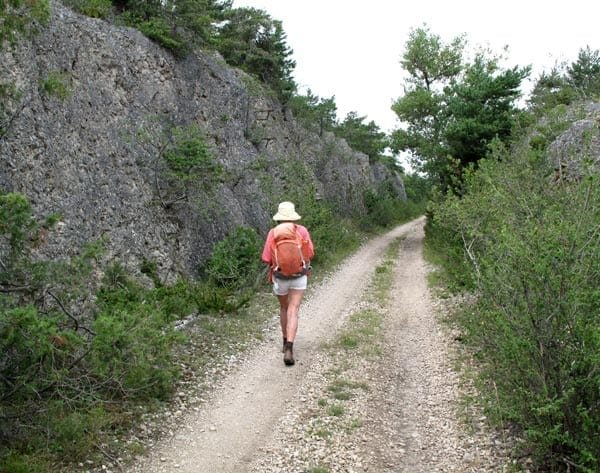 Walking in France: On the abandoned railway line