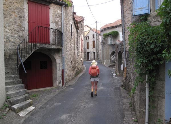 Walking in France: Passing through l'Hospitalet