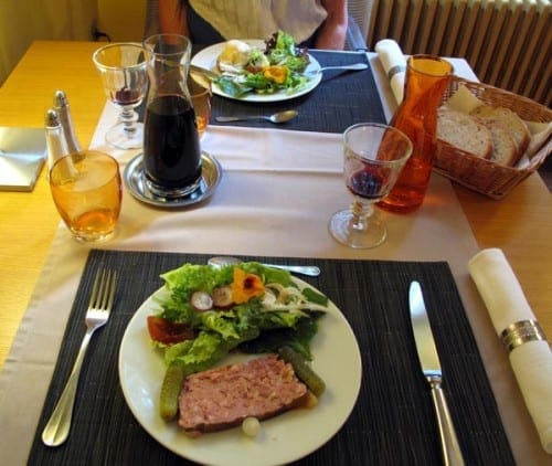 Walking in France: Our entrées: terrine and salad, and a chèvre chaud
