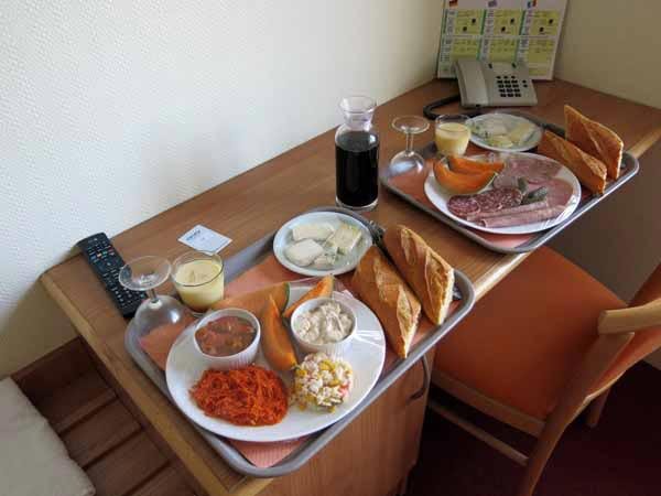 Walking in France: Our two dinner trays