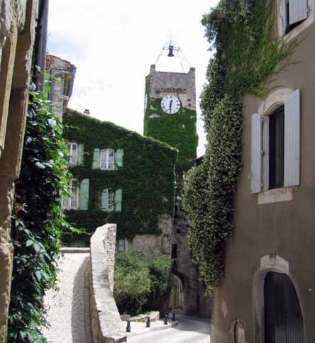 Walking in France: The Régordane Ivy-covered clock tower, Vézénobres