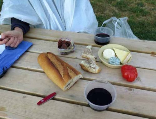 Walking in France: Our complete dinner including the two little goat cheeses given to us in St-Beauzély