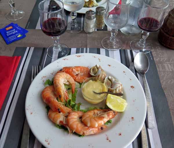 Walking in France: Seafood entrée
