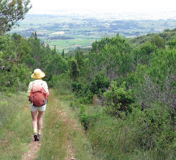 Walking in France: Descending to the valley of the Aude