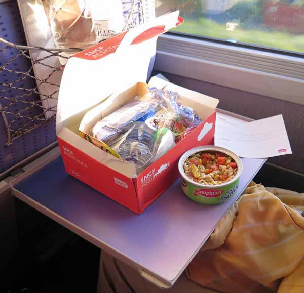 Walking in France: SNCF emergency rations