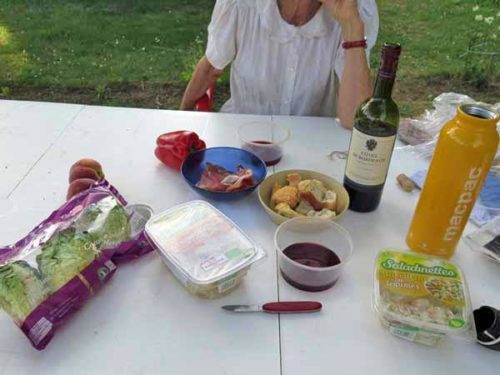Walking in France: An excellent picnic