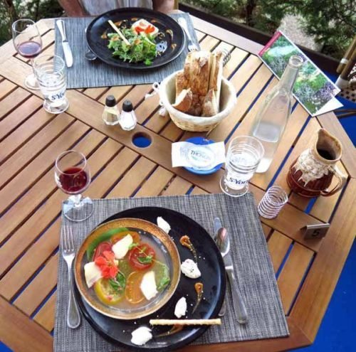 Walking in France: Entrées with nasturtiums