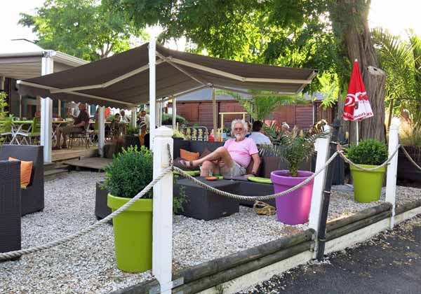 Walking in France: Trying to cool down at the camping ground bar, Gien