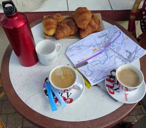 Walking in France: Second breakfast