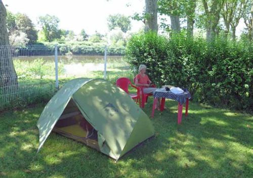 Walking in France: Beside the Loire in the Digoin camping ground