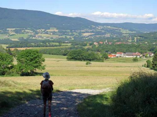 Walking in France: Approaching Contamine-Sarzin