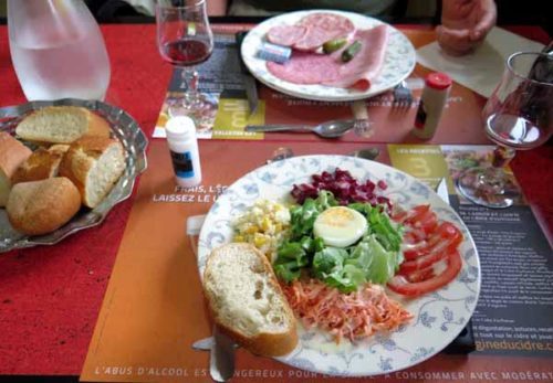 Walking in France: For starters, charcuterie and crudities