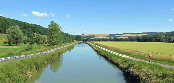 Walking in France: Beside the Canal of Burgundy