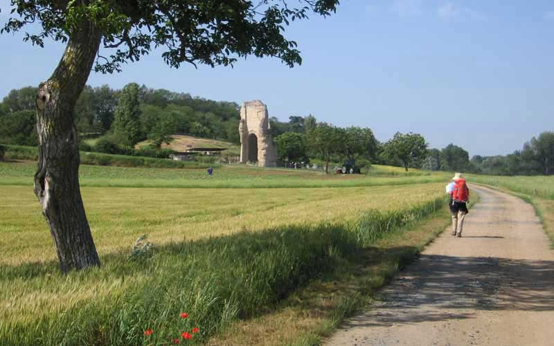 Walking in France: Approaching the ruins of the Gallo-Roman town of Old Poitiers