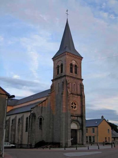Walking in France: The church in Ouroux-en-Morvan