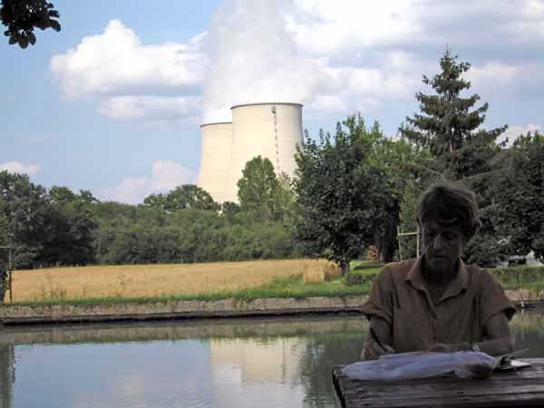 Walking in France: Keeping the diary next to the canal with the ever-present cooling towers in the background