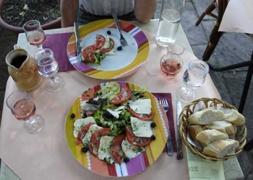 Walking in France: Our salad entrées