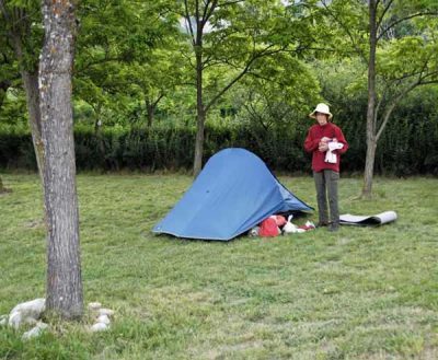 Walking in France: An early start at the Serres camping ground