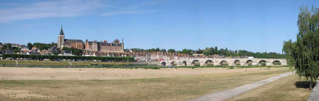 Walking in France: The view of Gien from our campsite across the Loire